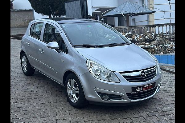 Opel Corsa D 5 door