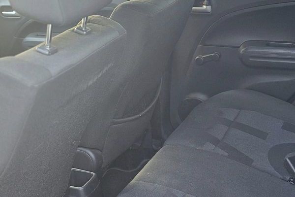 Opel Agila 1.2 Benzin 2010 