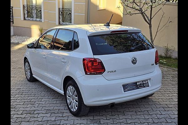  •VW POLO 1.2 TSI 2012 
