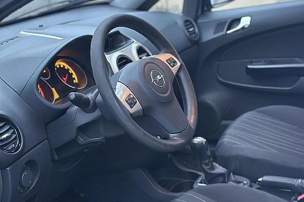 Opel Corsa D 5 door